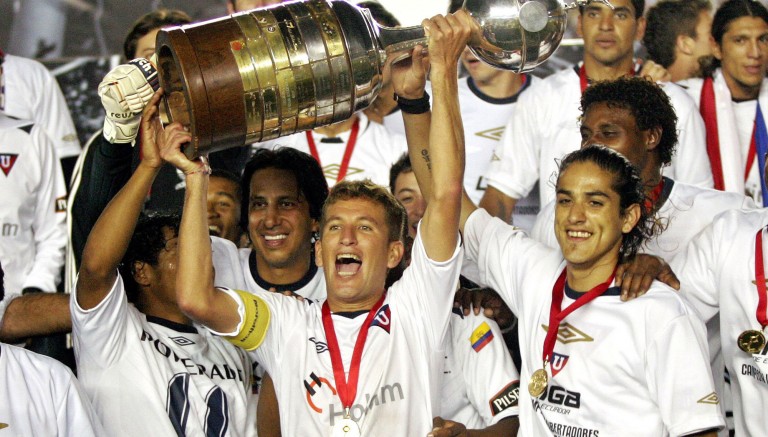 Liga Deportiva de Quito levanta la Copa Libertadores 2008